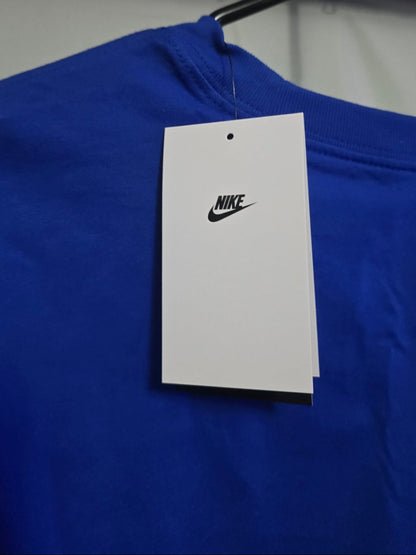 Nike "Move with Nature" Graphic Tee – Men's L-Tall