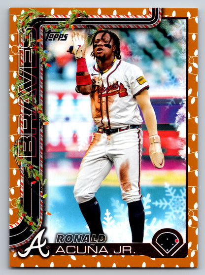 2025 Topps Holiday #H62 Ronald Acuña Jr. Gold Holiday Lights