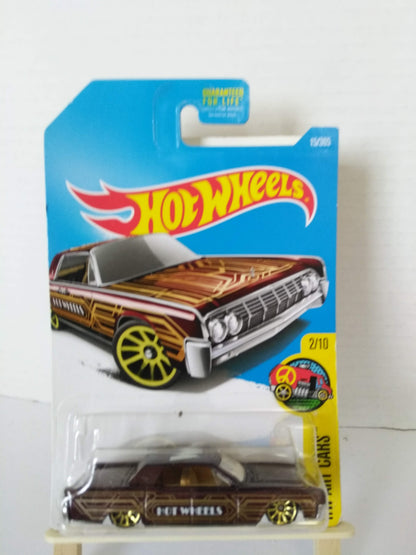 2017 Hot Wheels '64 Lincoln Continental
