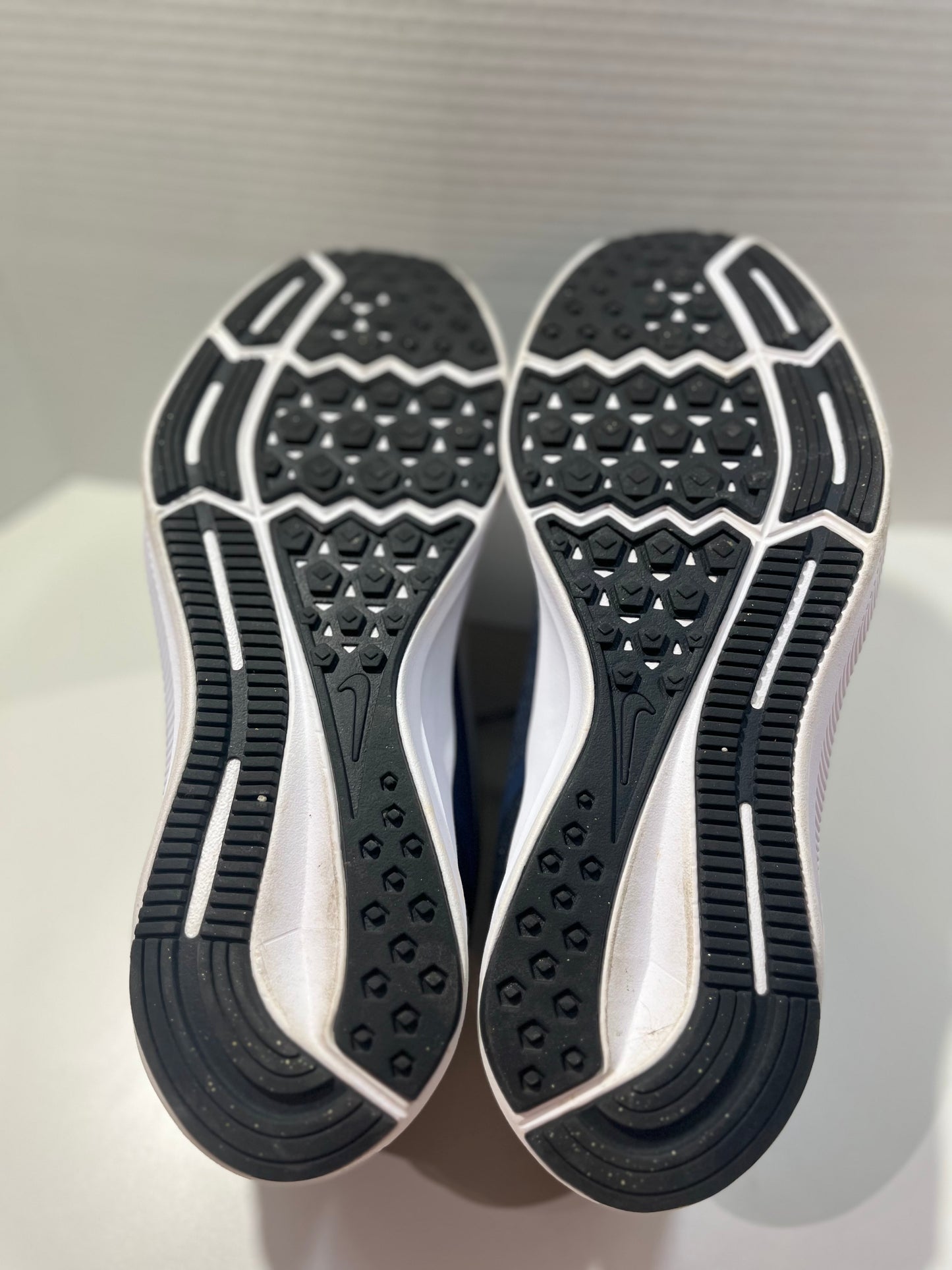 Nike Men's Downshifter 7 Running Shoes (Size 10)